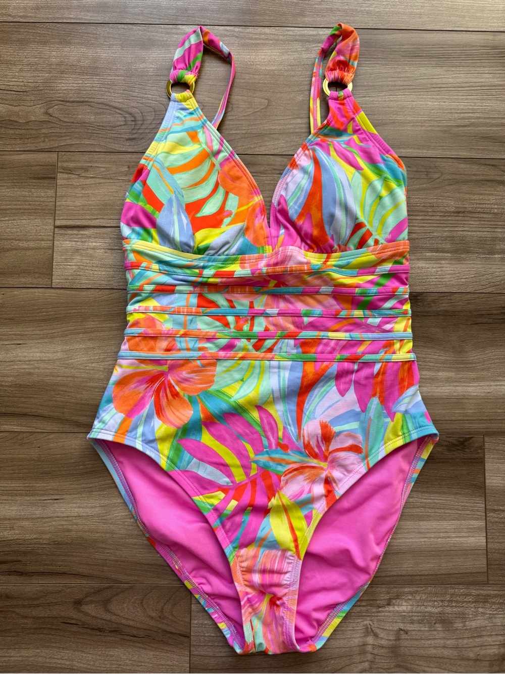 BLEU Rod Beattie Tonal Binding
Underwire One-Piece Swimsuit multi color size 4